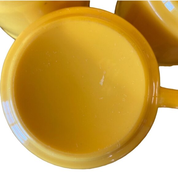 Set Of 3 Vintage Yellow Ceramic Coffee Mugs With Rounded Handles - Picture 5 of 5